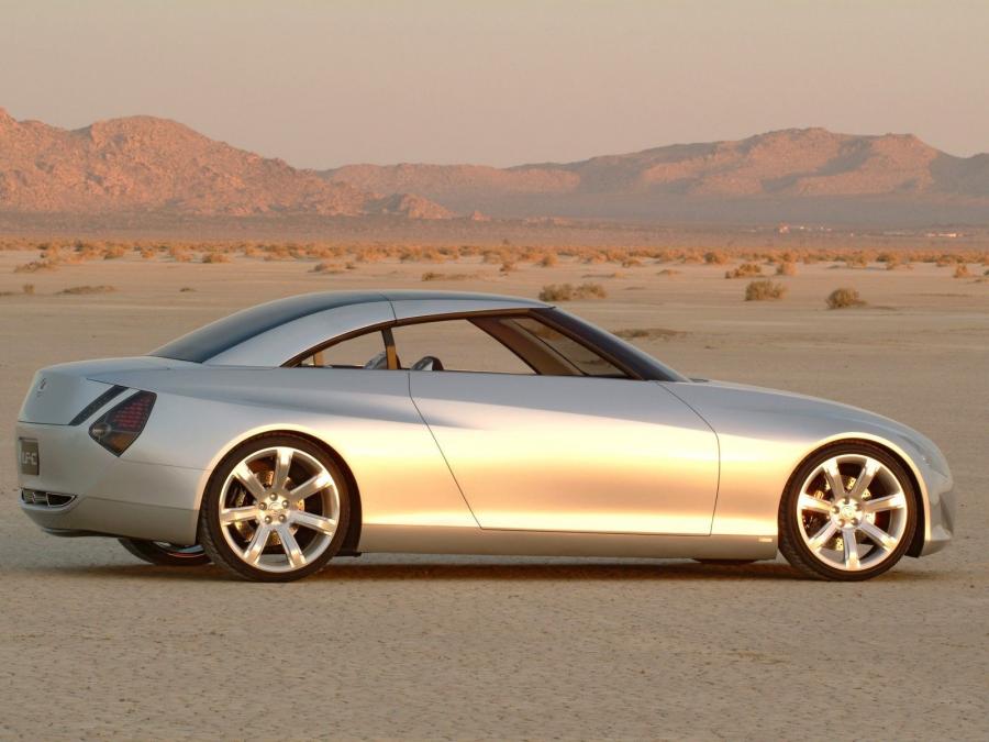  Lexus LF-C Concept 2004 года  (фото 18 из 112)